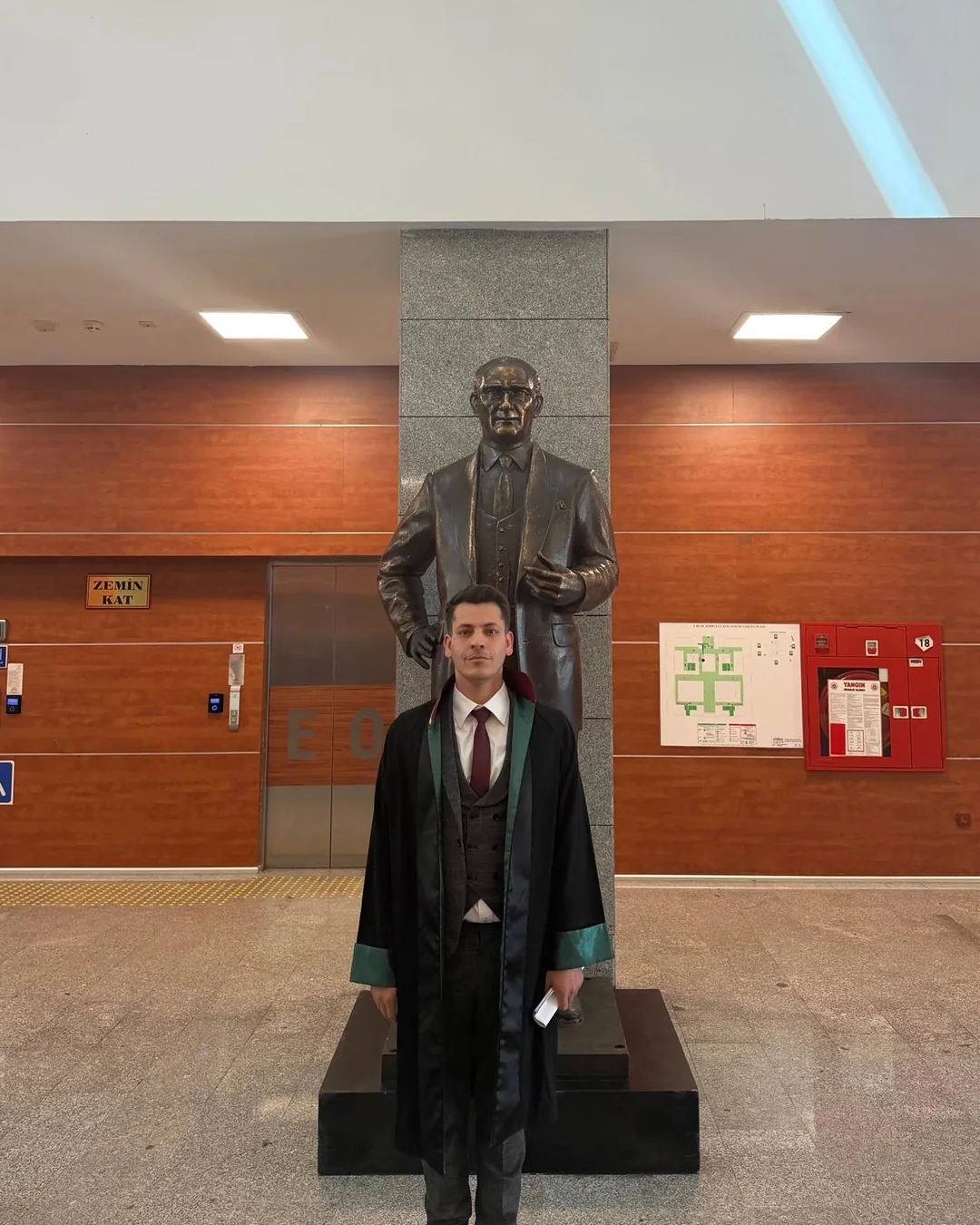 Av. Mehmet Karakulak adliyede